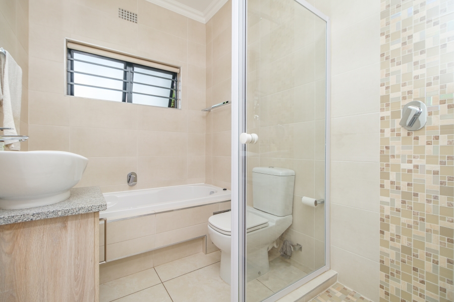 2 Bedroom Property for Sale in Craighall Gauteng
