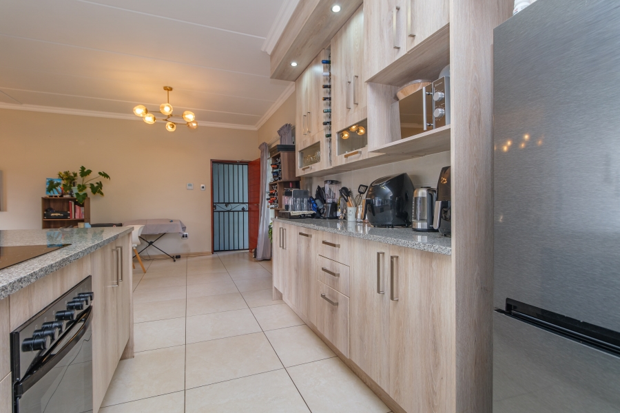 2 Bedroom Property for Sale in Craighall Gauteng