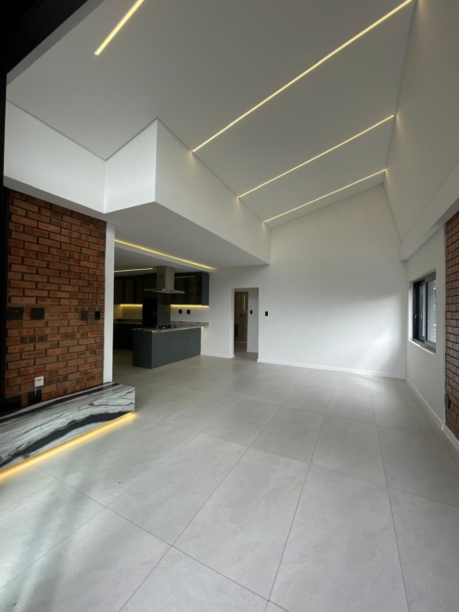 3 Bedroom Property for Sale in Fourways Gauteng