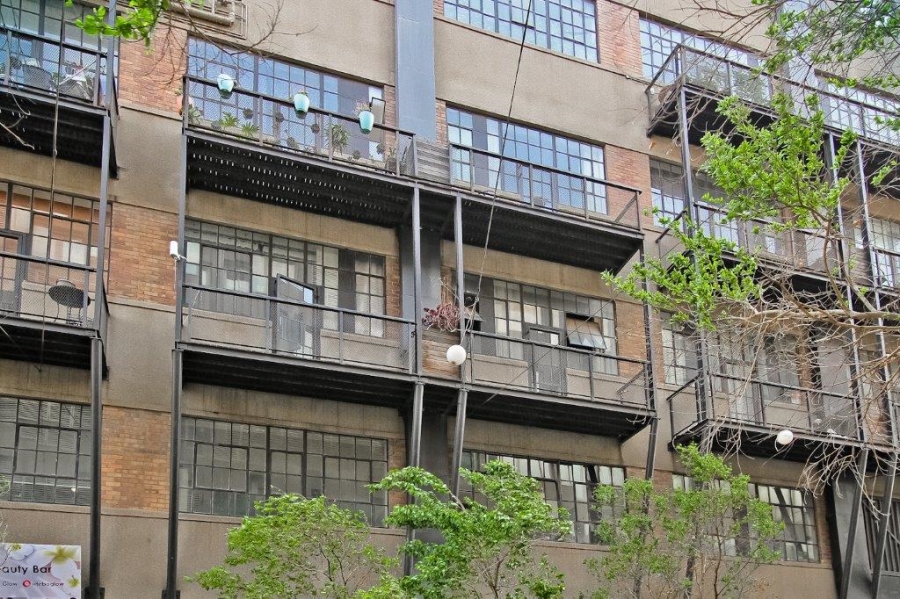 2 Bedroom Property for Sale in Maboneng Gauteng