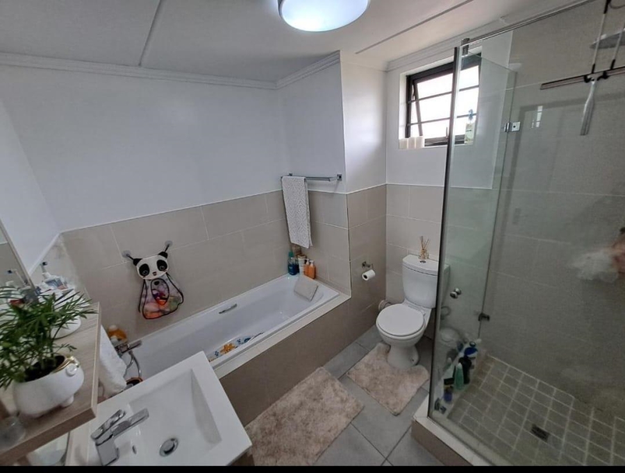 2 Bedroom Property for Sale in Amberfield Gauteng