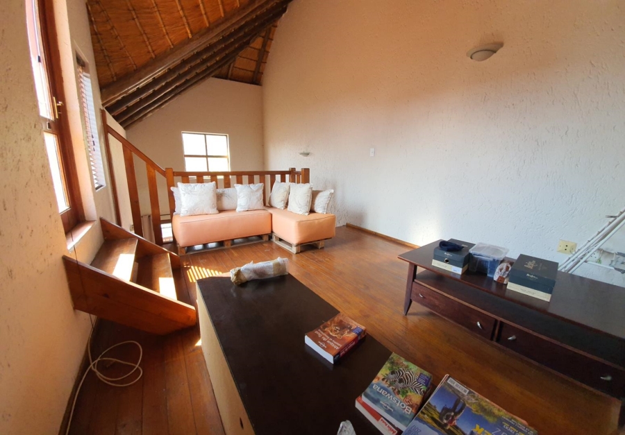 2 Bedroom Property for Sale in Sunninghill Gauteng