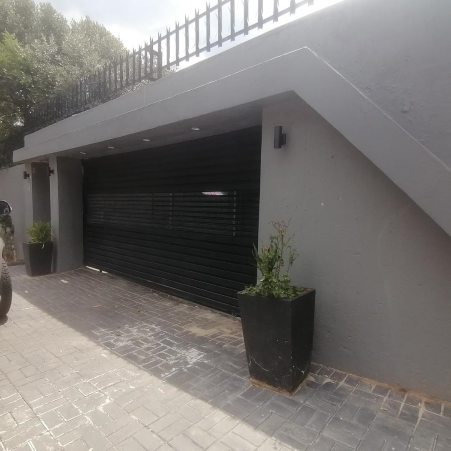 3 Bedroom Property for Sale in Emmarentia Gauteng