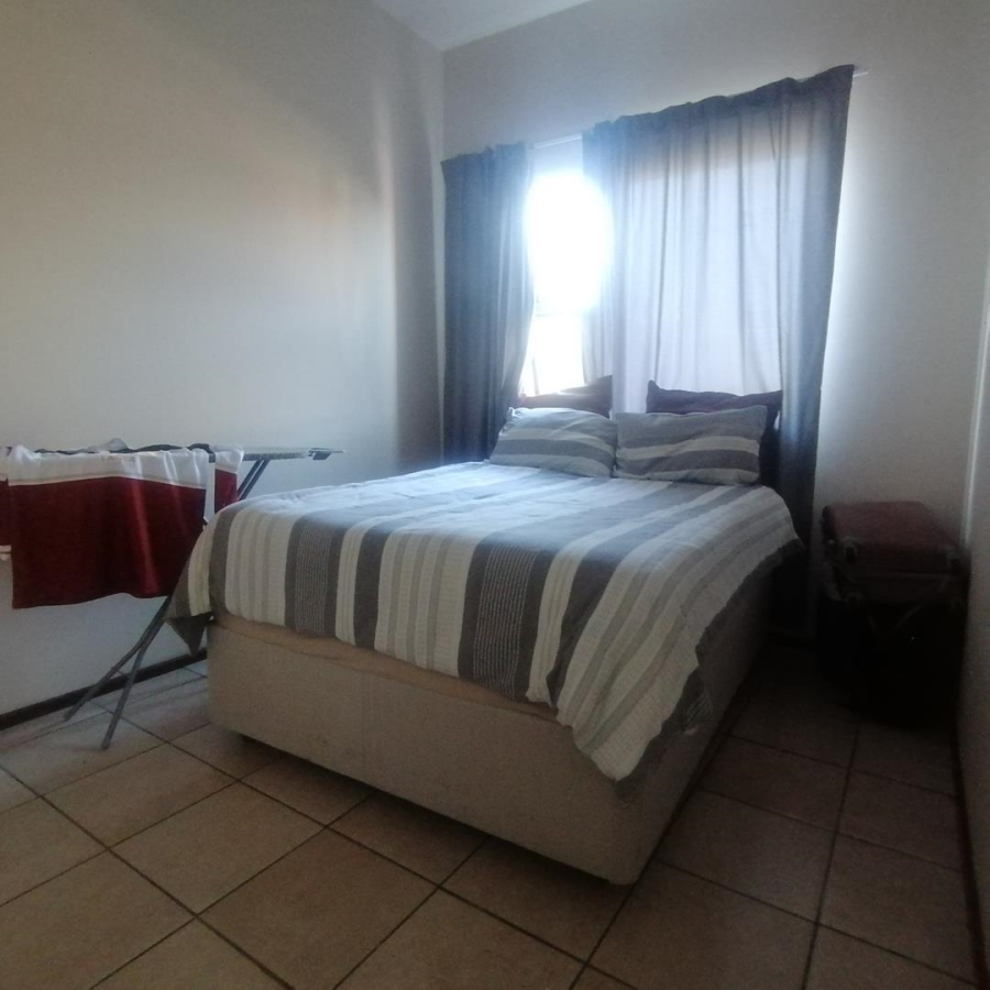 2 Bedroom Property for Sale in Lonehill Gauteng