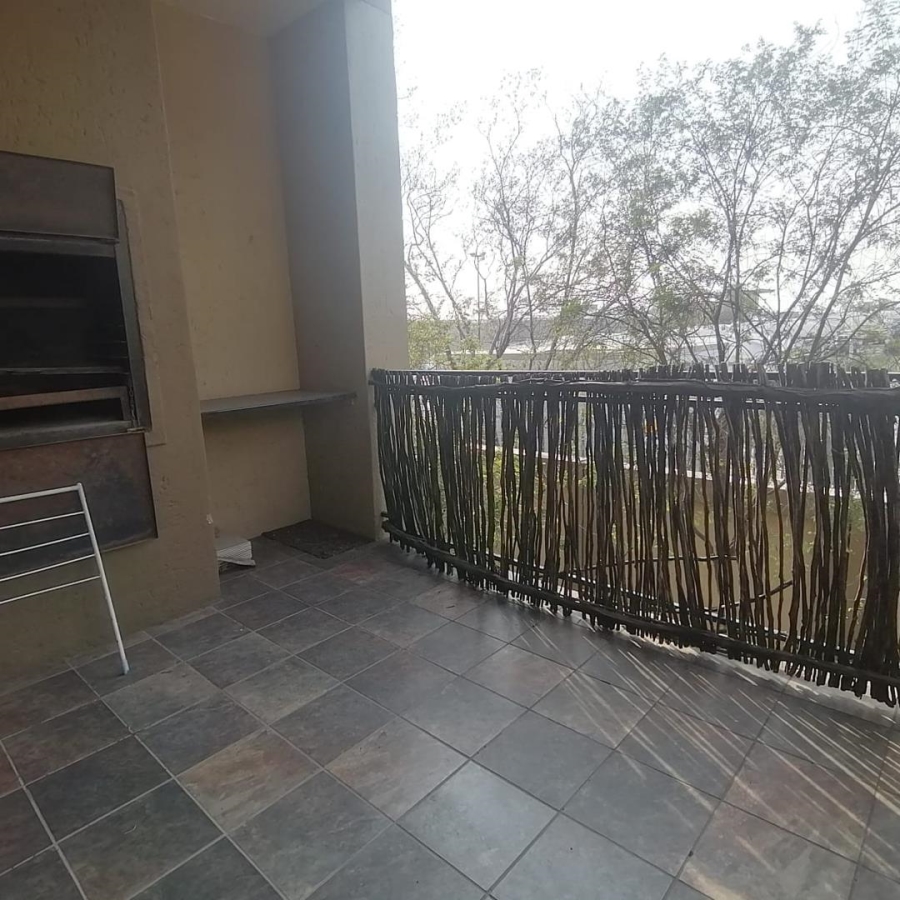 2 Bedroom Property for Sale in Lonehill Gauteng