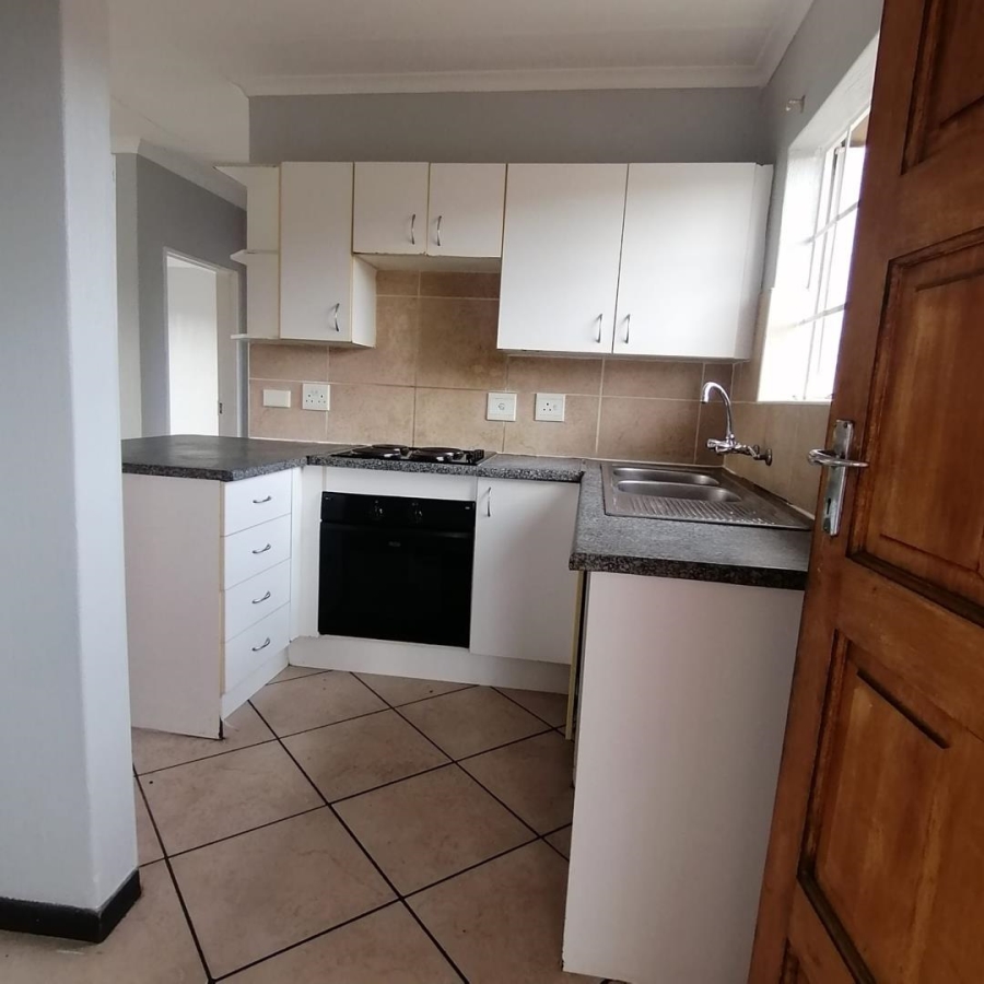 2 Bedroom Property for Sale in Wilgeheuwel Gauteng