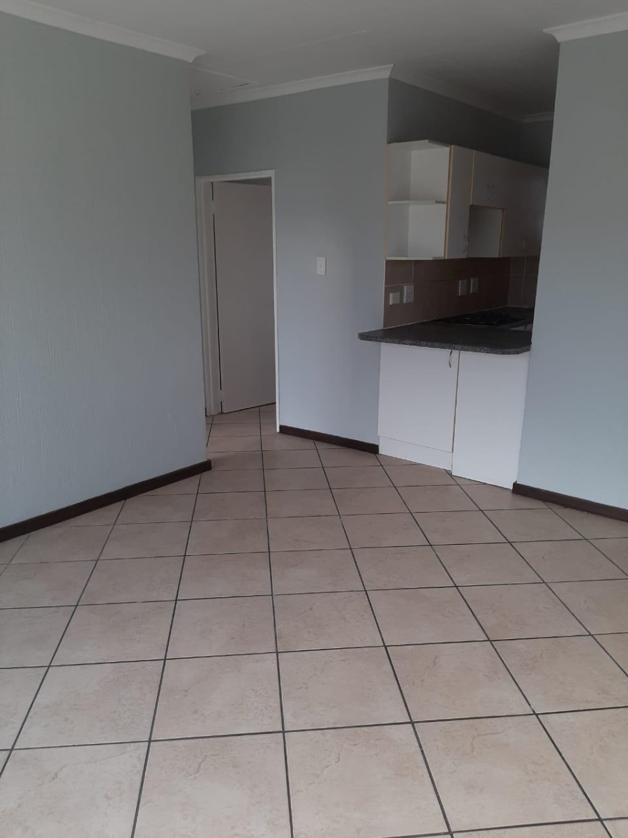 2 Bedroom Property for Sale in Wilgeheuwel Gauteng
