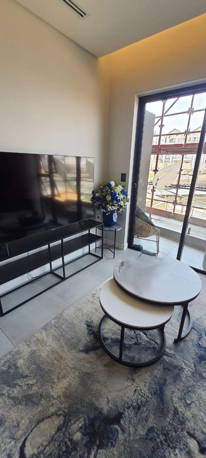 1 Bedroom Property for Sale in Waterfall Gauteng