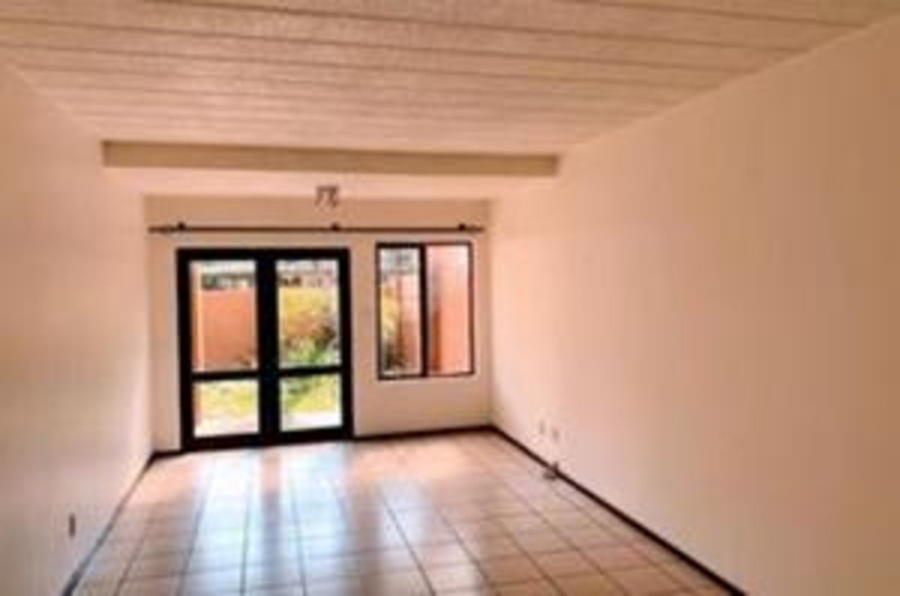 2 Bedroom Property for Sale in Sunninghill Gauteng