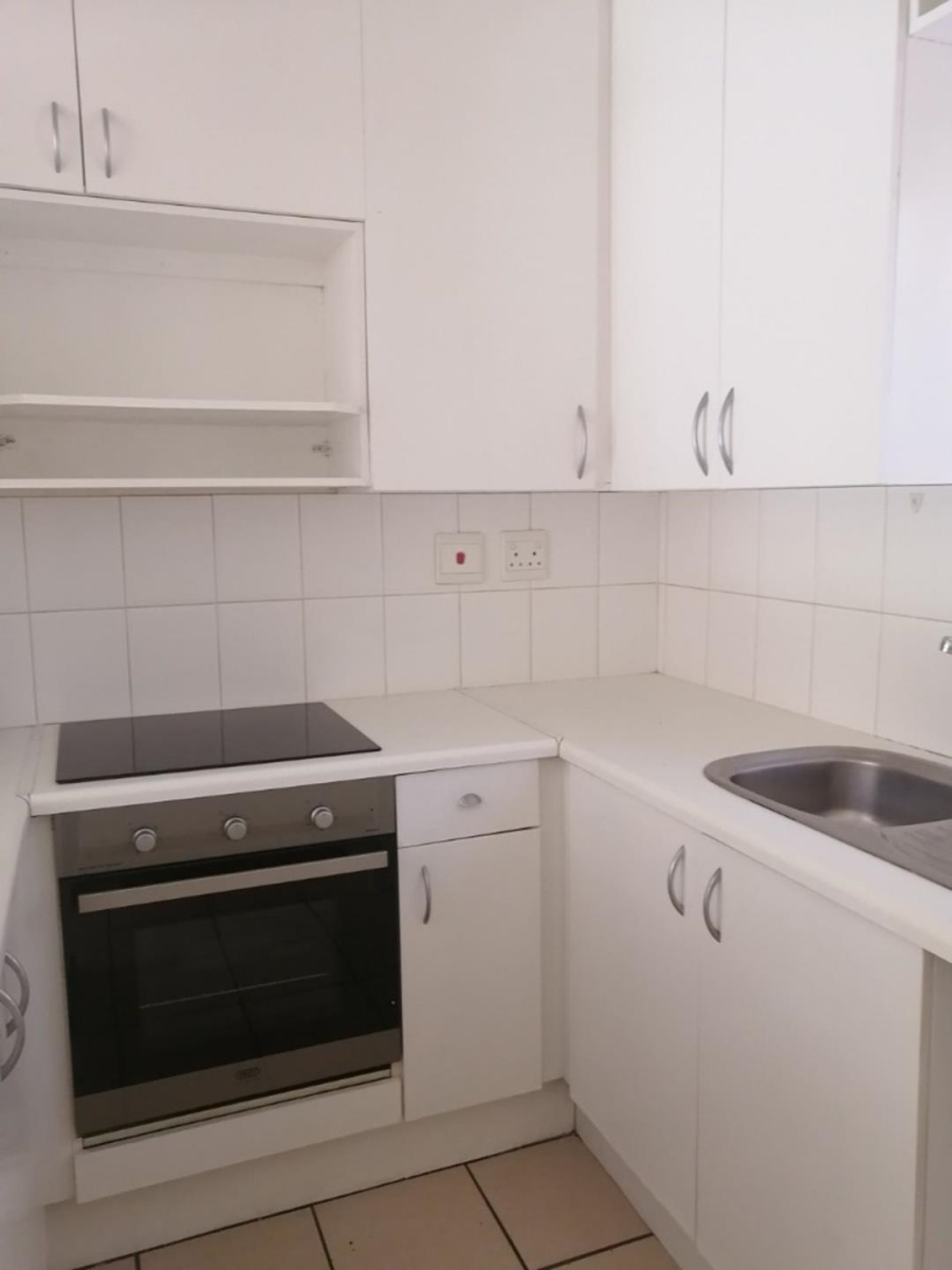 2 Bedroom Property for Sale in Sunninghill Gauteng