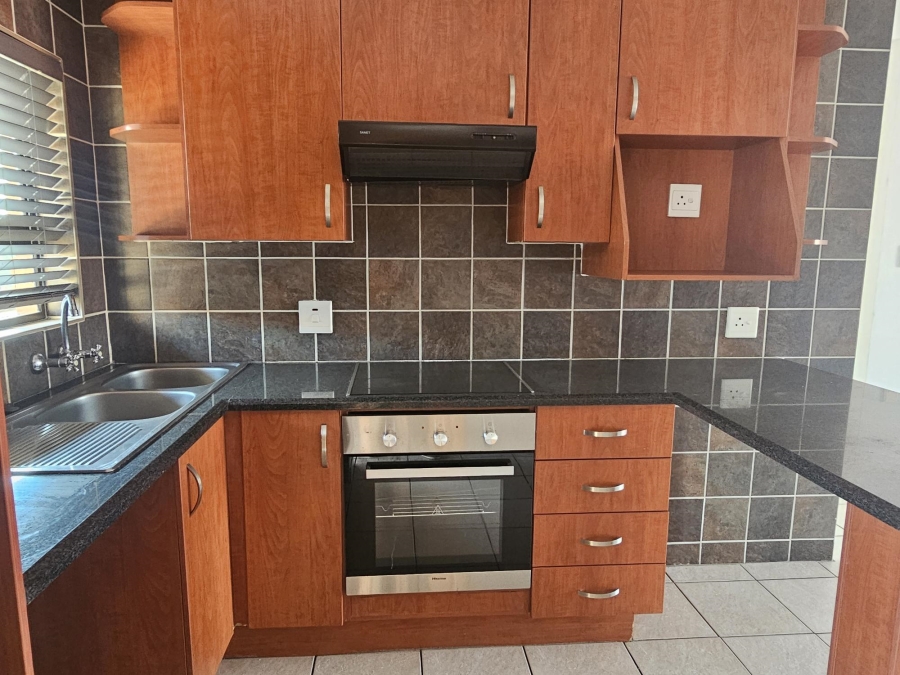 2 Bedroom Property for Sale in New Redruth Gauteng