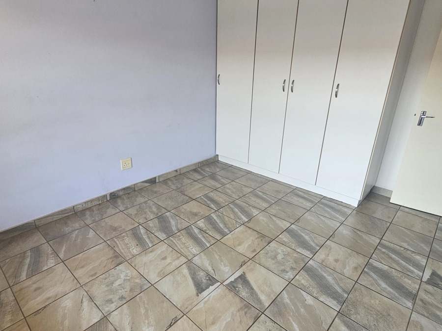 2 Bedroom Property for Sale in New Redruth Gauteng