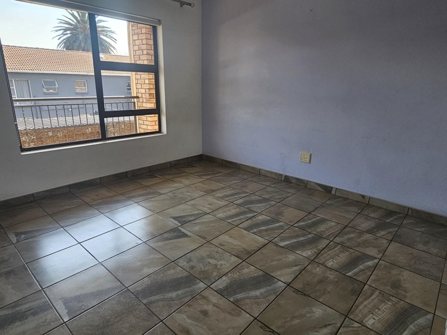 2 Bedroom Property for Sale in New Redruth Gauteng