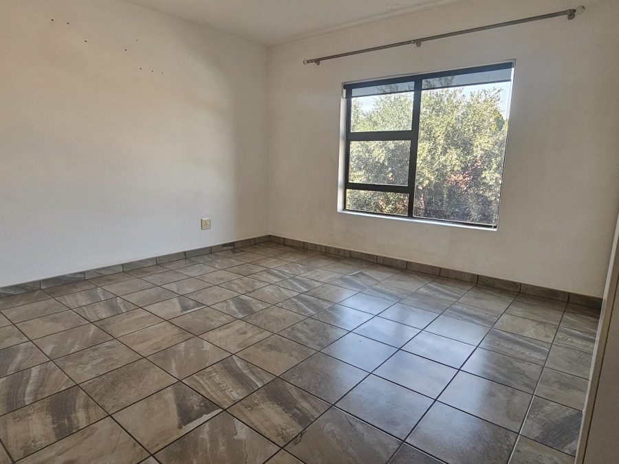 2 Bedroom Property for Sale in New Redruth Gauteng