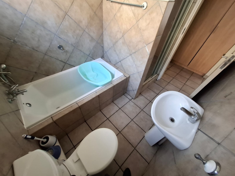 2 Bedroom Property for Sale in Vanderbijlpark SE 4 Gauteng