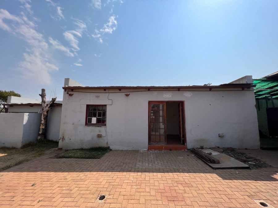 4 Bedroom Property for Sale in Discovery Gauteng