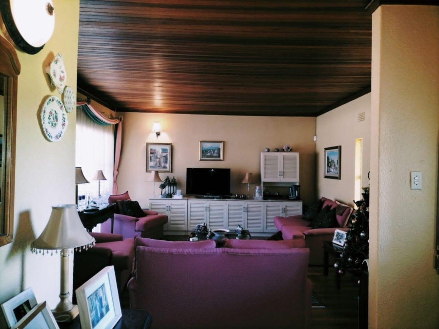 4 Bedroom Property for Sale in Greenhills Gauteng