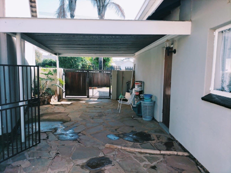 4 Bedroom Property for Sale in Greenhills Gauteng
