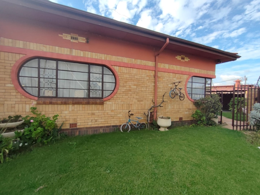 4 Bedroom Property for Sale in Homelake Gauteng