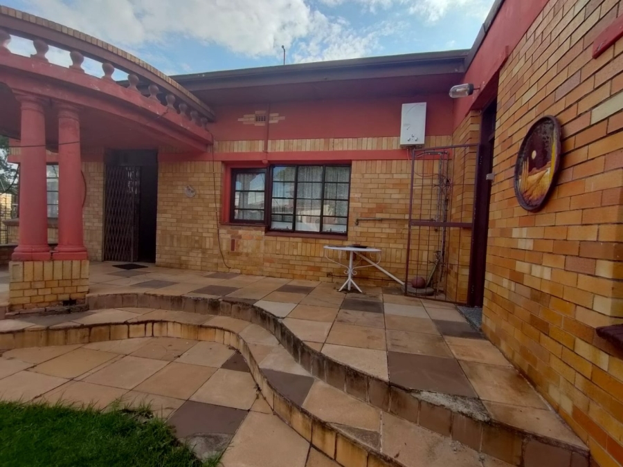4 Bedroom Property for Sale in Homelake Gauteng