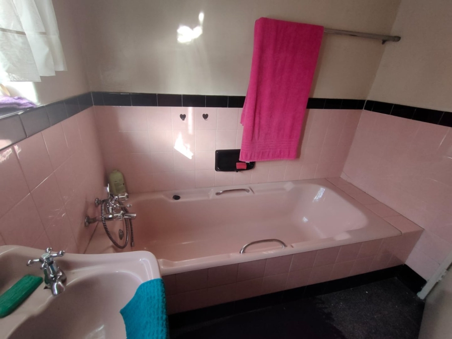 4 Bedroom Property for Sale in Homelake Gauteng