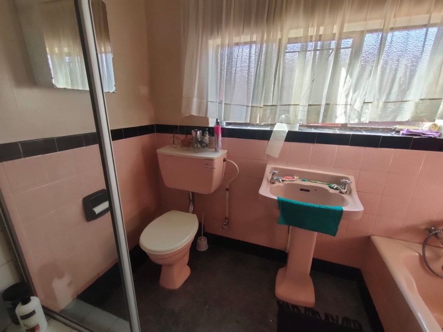 4 Bedroom Property for Sale in Homelake Gauteng