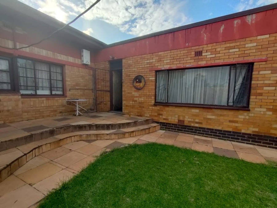 4 Bedroom Property for Sale in Homelake Gauteng