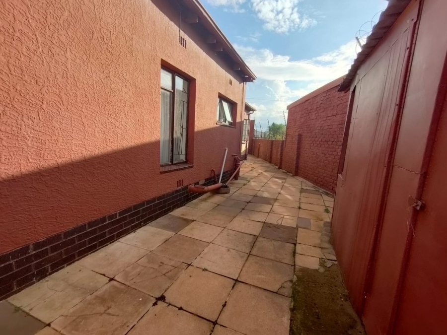 4 Bedroom Property for Sale in Homelake Gauteng