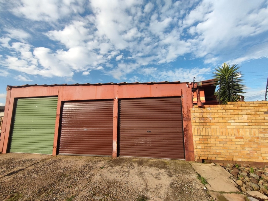 4 Bedroom Property for Sale in Homelake Gauteng