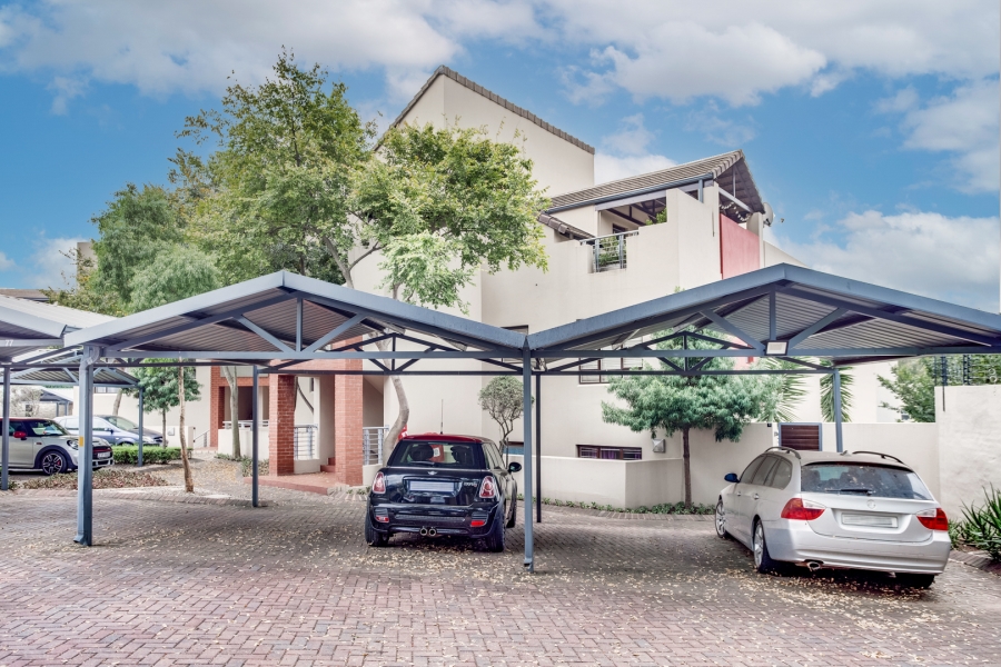 2 Bedroom Property for Sale in Bryanston Gauteng