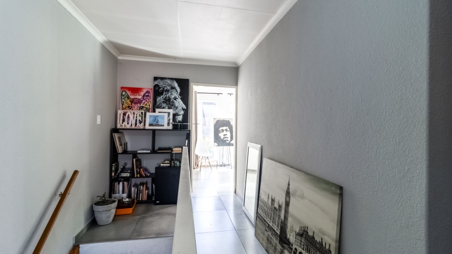 2 Bedroom Property for Sale in Bassonia Gauteng