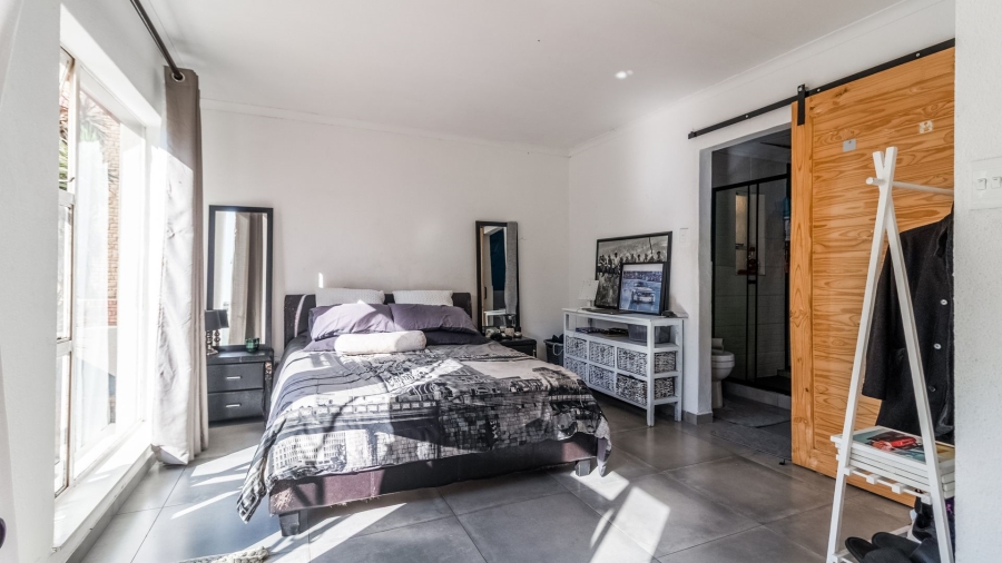 2 Bedroom Property for Sale in Bassonia Gauteng