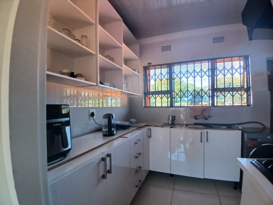 5 Bedroom Property for Sale in Groblerpark Gauteng