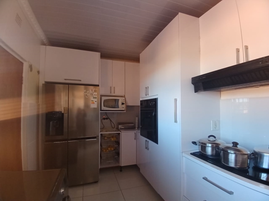 5 Bedroom Property for Sale in Groblerpark Gauteng