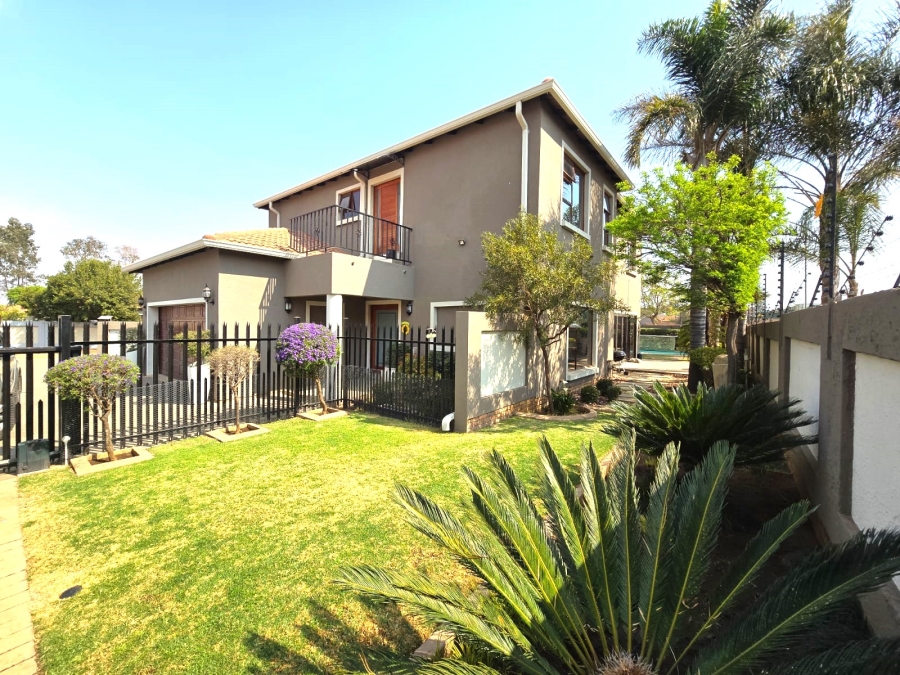 4 Bedroom Property for Sale in Rynfield Gauteng