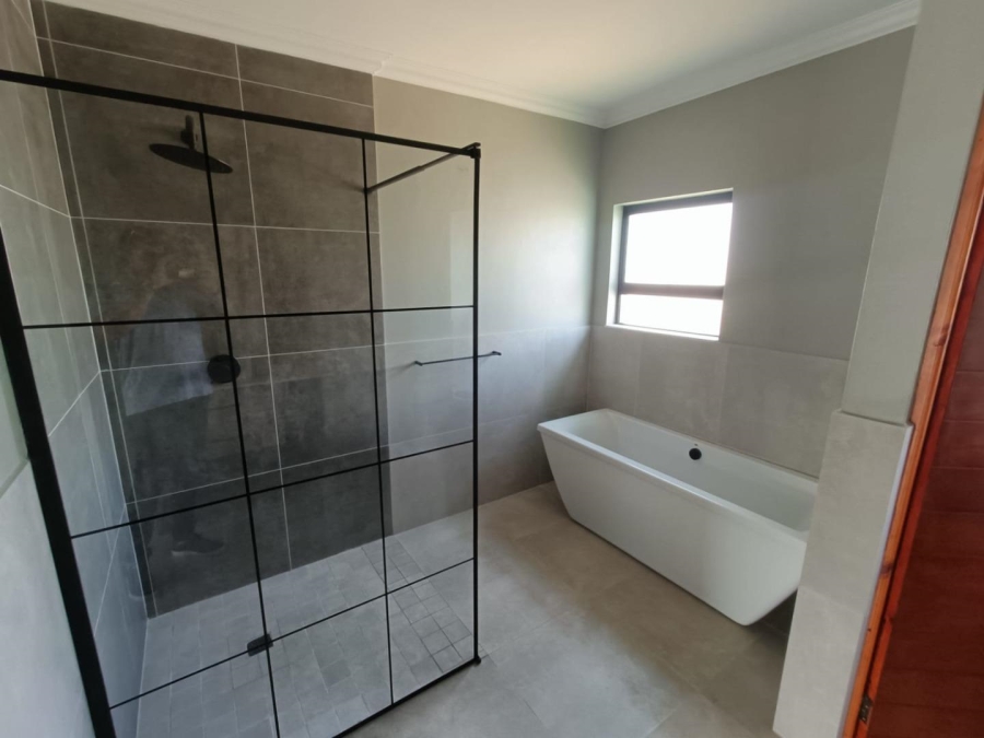 4 Bedroom Property for Sale in Montana Gauteng