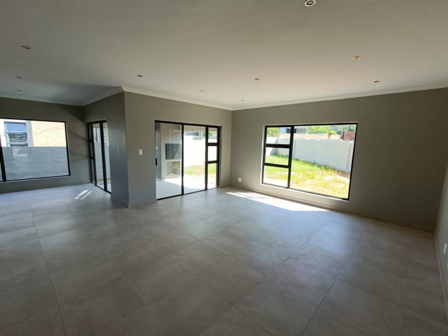 4 Bedroom Property for Sale in Montana Gauteng