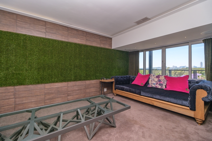 3 Bedroom Property for Sale in Hurlingham Manor Gauteng