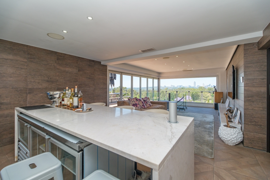 3 Bedroom Property for Sale in Hurlingham Manor Gauteng