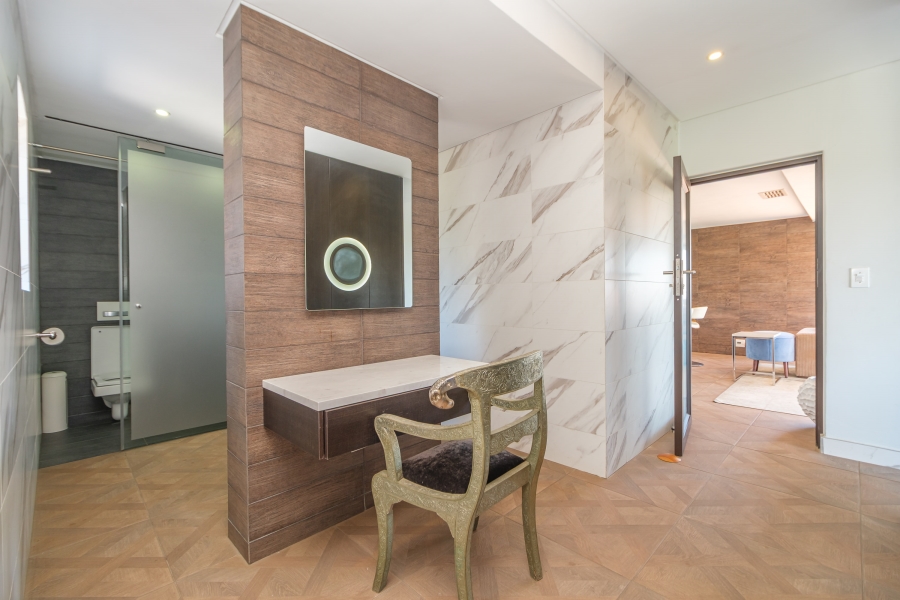 3 Bedroom Property for Sale in Hurlingham Manor Gauteng