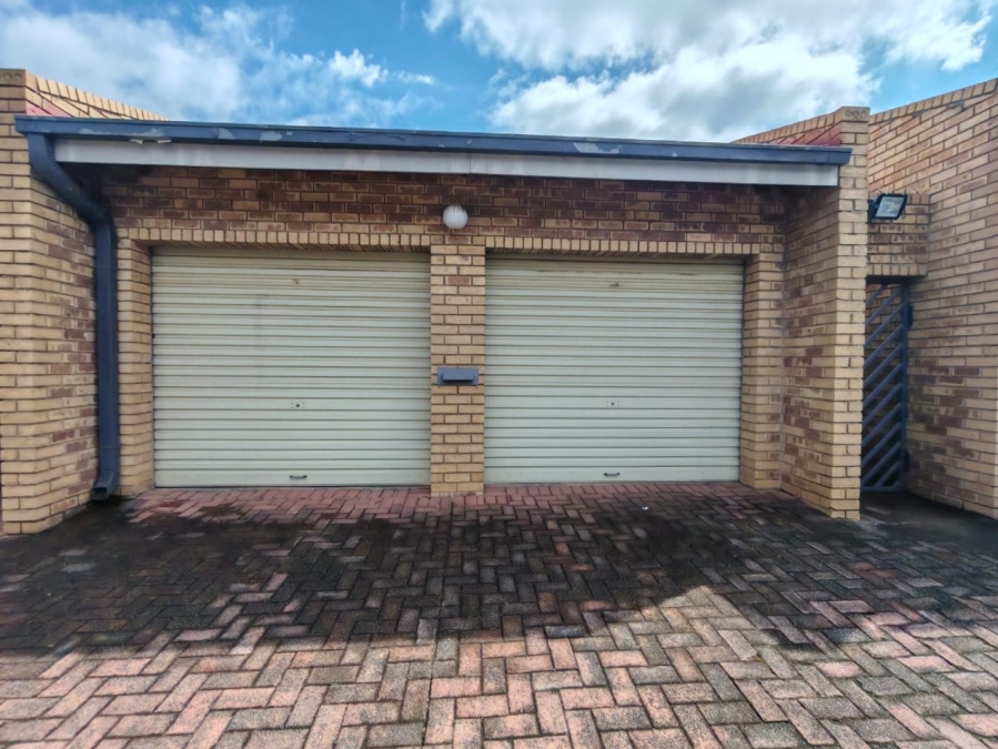 3 Bedroom Property for Sale in Three Rivers Gauteng