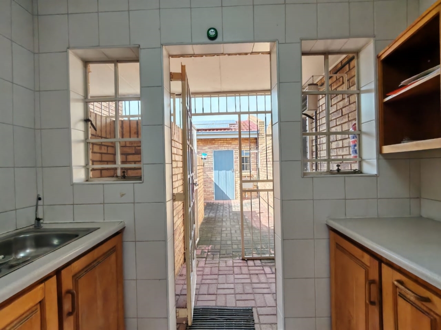 3 Bedroom Property for Sale in Three Rivers Gauteng