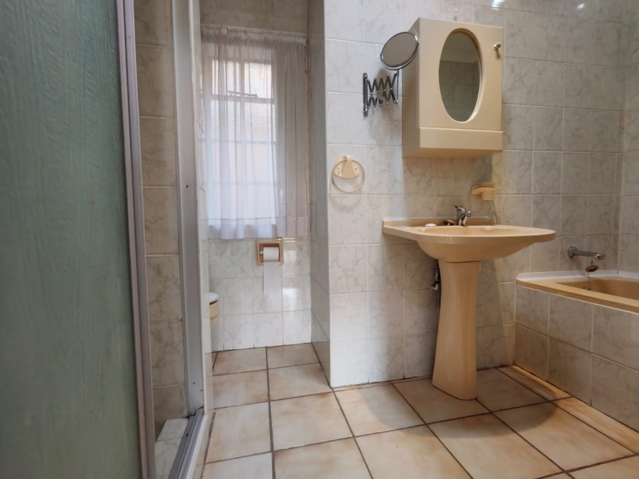 3 Bedroom Property for Sale in Three Rivers Gauteng