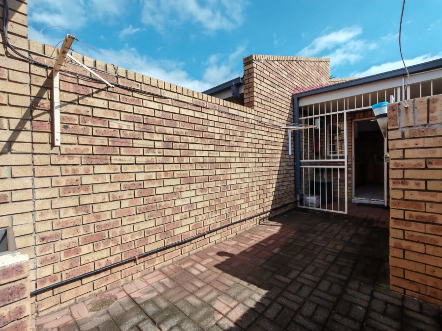 3 Bedroom Property for Sale in Three Rivers Gauteng