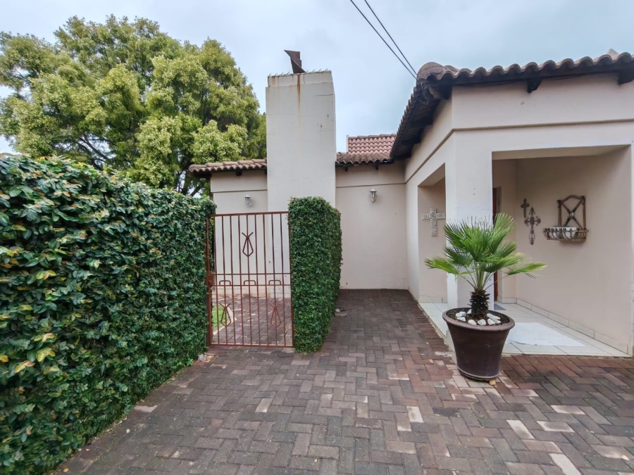 3 Bedroom Property for Sale in Three Rivers Proper Gauteng
