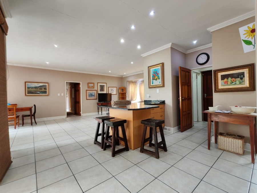 3 Bedroom Property for Sale in Three Rivers Proper Gauteng