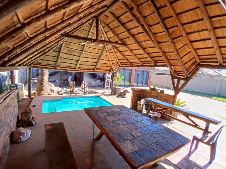 3 Bedroom Property for Sale in Riversdale Gauteng
