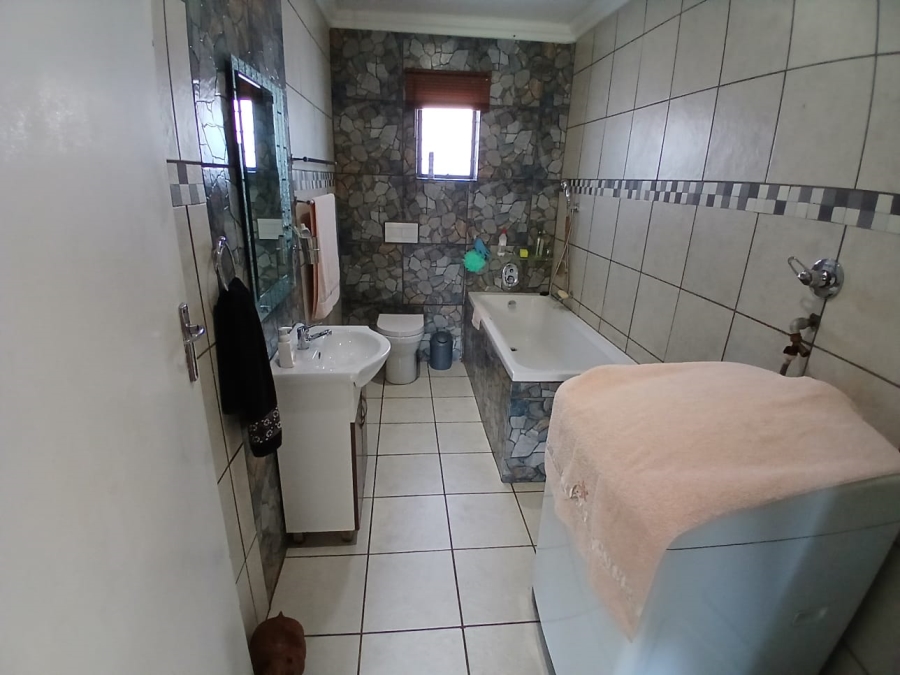 3 Bedroom Property for Sale in Riversdale Gauteng