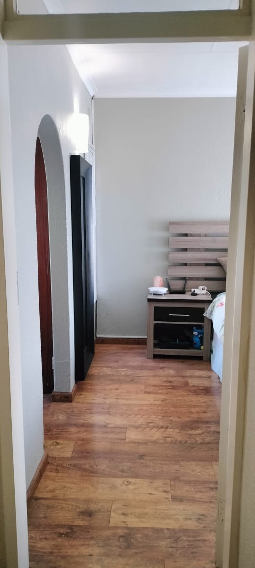 4 Bedroom Property for Sale in Glen Marais Gauteng