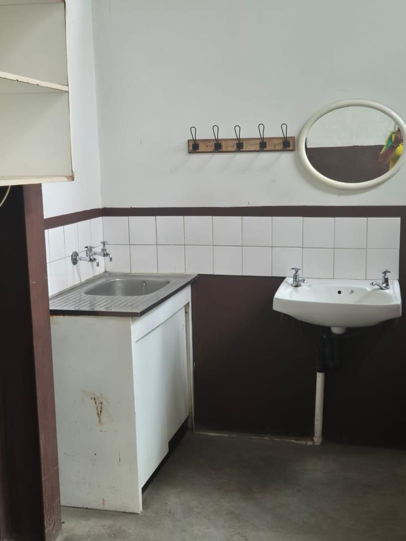 To Let Commercial Property for Rent in Alrode South Gauteng